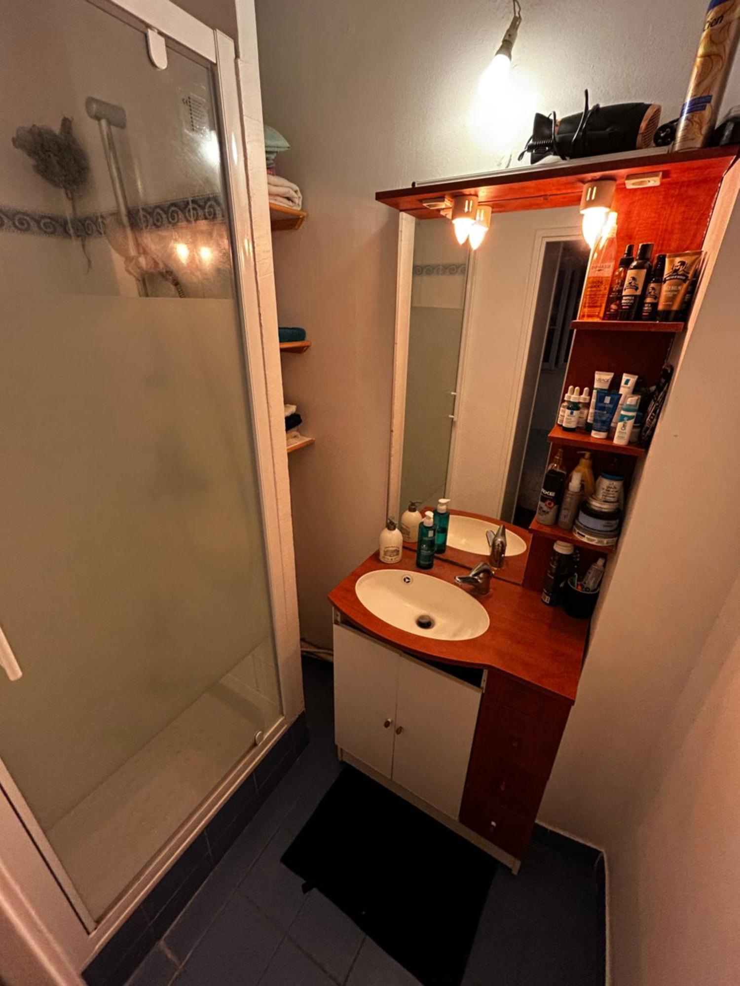 Appartement Meuble Tres Bien Situe Булон Биянкур Екстериор снимка