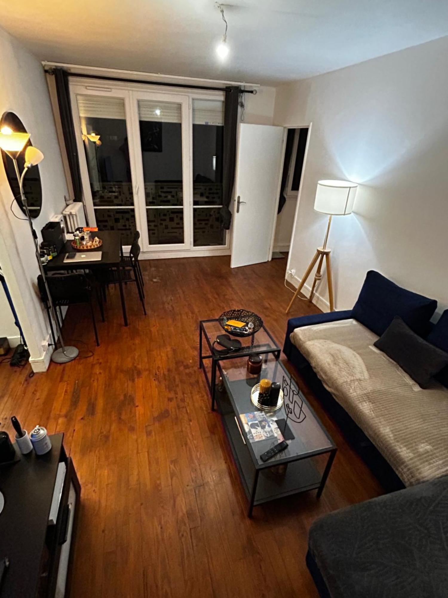 Appartement Meuble Tres Bien Situe Булон Биянкур Екстериор снимка